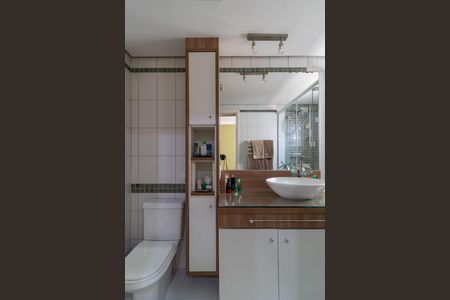 Apartamento à venda com 151m², 3 quartos e 3 vagasBanheiro da Suíte