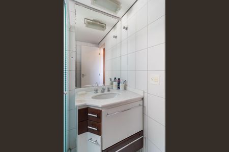 Apartamento à venda com 151m², 3 quartos e 3 vagasBanheiro da Suíte 2