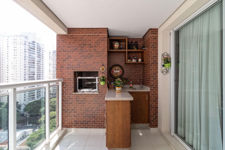 Apartamento à venda com 151m², 3 quartos e 3 vagasVaranda