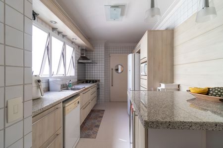 Apartamento à venda com 151m², 3 quartos e 3 vagasCozinha