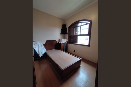 Casa à venda com 315m², 4 quartos e 8 vagasQuarto 2