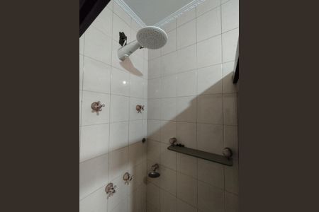 Casa à venda com 315m², 4 quartos e 8 vagasBanheiro Social