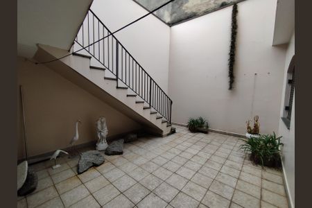 Casa à venda com 315m², 4 quartos e 8 vagasQuintal