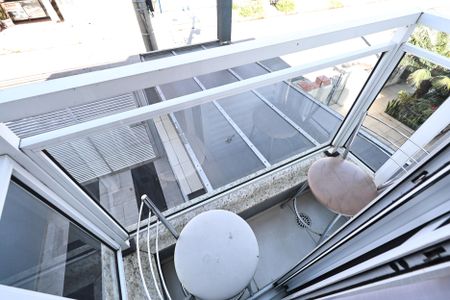 Apartamento à venda com 59m², 2 quartos e 1 vagaSacada da Suíte