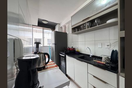 Apartamento à venda com 103m², 2 quartos e 1 vagaCozinha