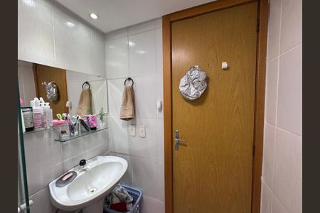 Apartamento à venda com 103m², 2 quartos e 1 vagaBanheiro