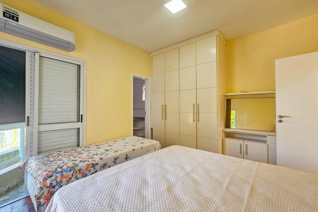 Casa para alugar com 480m², 5 quartos e 4 vagas Casa para alugar com 480m², 5 quartos e 4 vagasSuíte 1