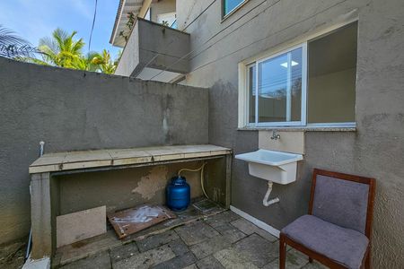 Casa para alugar com 480m², 5 quartos e 4 vagas Casa para alugar com 480m², 5 quartos e 4 vagasEdícula