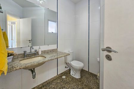 Casa para alugar com 480m², 5 quartos e 4 vagas Casa para alugar com 480m², 5 quartos e 4 vagasLavabo