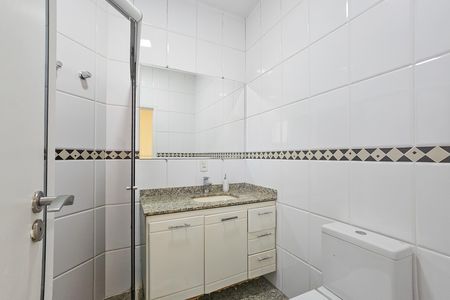 Casa para alugar com 480m², 5 quartos e 4 vagas Casa para alugar com 480m², 5 quartos e 4 vagasBanheiro da Suíte 2