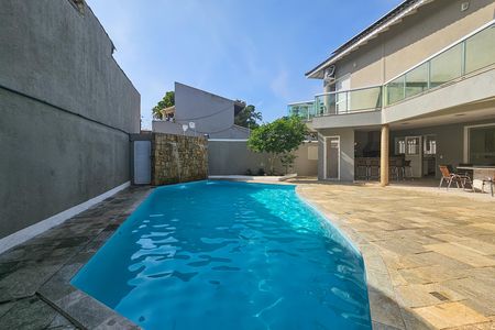 Casa para alugar com 480m², 5 quartos e 4 vagas Casa para alugar com 480m², 5 quartos e 4 vagasÁrea de Lazer privativa