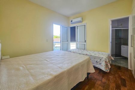 Casa para alugar com 480m², 5 quartos e 4 vagas Casa para alugar com 480m², 5 quartos e 4 vagasSuíte 1