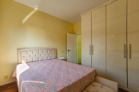 Casa para alugar com 480m², 5 quartos e 4 vagas Casa para alugar com 480m², 5 quartos e 4 vagasSuíte 3
