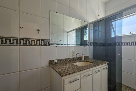 Casa para alugar com 480m², 5 quartos e 4 vagas Casa para alugar com 480m², 5 quartos e 4 vagasBanheiro da Suíte 3