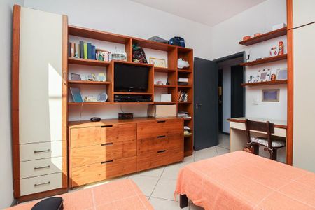 Casa à venda com 340m², 4 quartos e 2 vagas