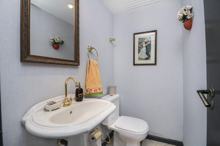 Casa à venda com 340m², 4 quartos e 2 vagas