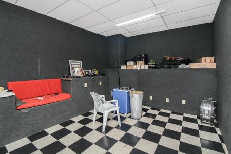 Casa à venda com 340m², 4 quartos e 2 vagas