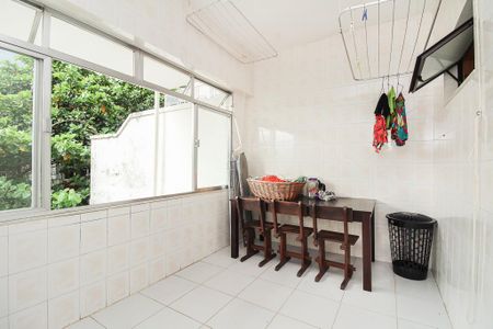 Casa à venda com 340m², 4 quartos e 2 vagas