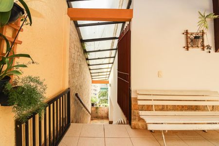 Casa à venda com 340m², 4 quartos e 2 vagas