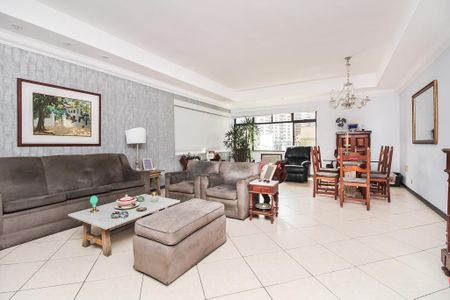 Casa à venda com 340m², 4 quartos e 2 vagas