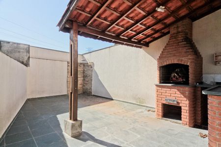 Casa à venda com 209m², 3 quartos e 3 vagasÁrea externa