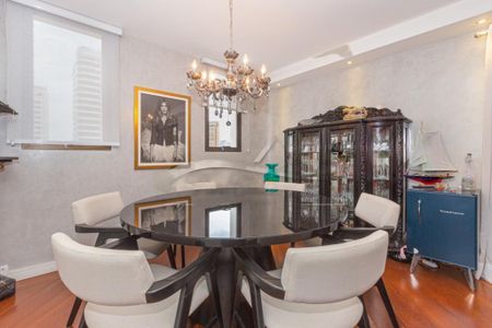 Apartamento à venda com 184m², 3 quartos e 3 vagas