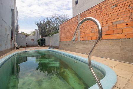 Casa à venda com 196m², 3 quartos e 3 vagasÁrea comum - Piscina