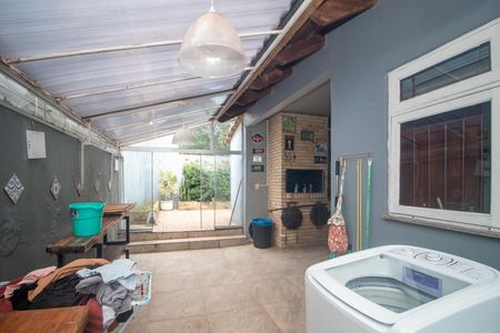 Casa à venda com 196m², 3 quartos e 3 vagasÁrea de Serviço