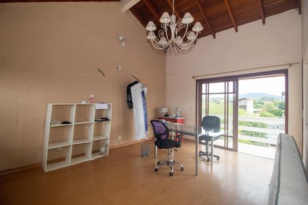 Casa à venda com 196m², 3 quartos e 3 vagasCobertura