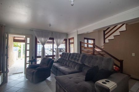 Casa à venda com 196m², 3 quartos e 3 vagasSala