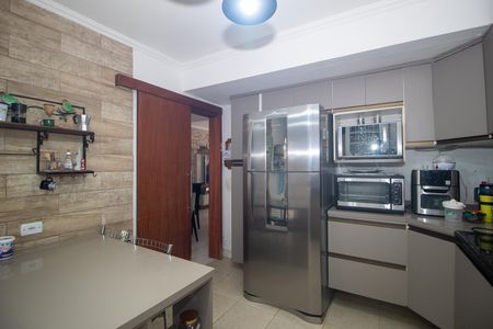Casa à venda com 196m², 3 quartos e 3 vagasCozinha