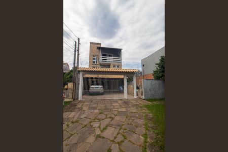 Casa à venda com 196m², 3 quartos e 3 vagasFachada