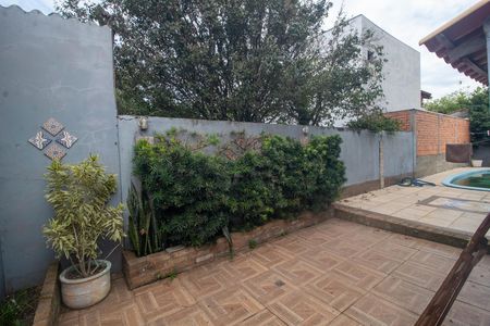 Casa à venda com 196m², 3 quartos e 3 vagasÁrea comum - Piscina