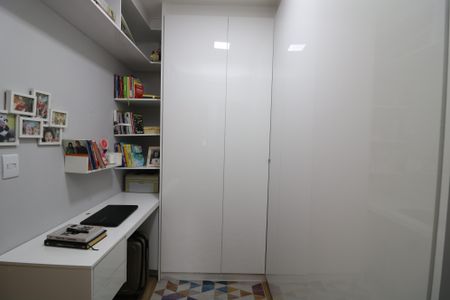 Casa à venda com 100m², 3 quartos e 2 vagasSuíte 2