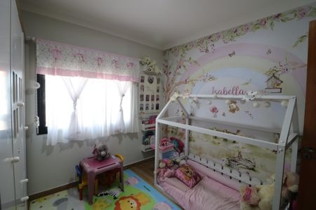 Casa à venda com 100m², 3 quartos e 2 vagasSuíte