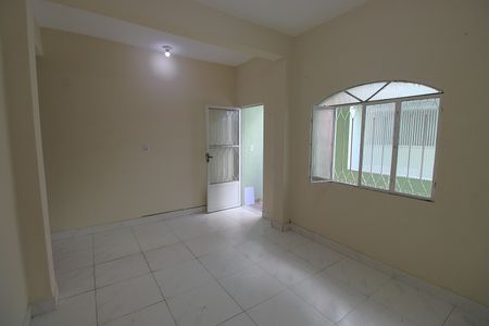 Casa para alugar com 99m², 2 quartos e sem vagaSala