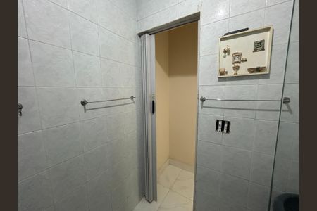 Casa para alugar com 99m², 2 quartos e sem vagaBanheiro