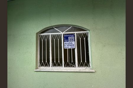 Casa para alugar com 99m², 2 quartos e sem vagaPlaca - CGRI- 82