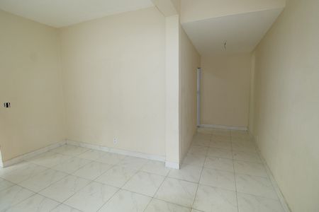Casa para alugar com 99m², 2 quartos e sem vagaSala