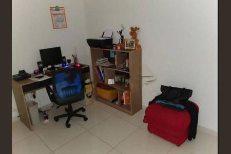 Casa à venda com 3 quartos, 210m² em Cambuci, São Paulo