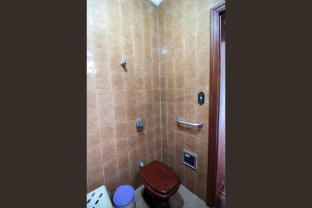 Casa à venda com 169m², 3 quartos e 2 vagas Casa à venda com 169m², 3 quartos e 2 vagasBanheiro Suíte