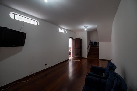 Casa à venda com 169m², 3 quartos e 2 vagas Casa à venda com 169m², 3 quartos e 2 vagasSala
