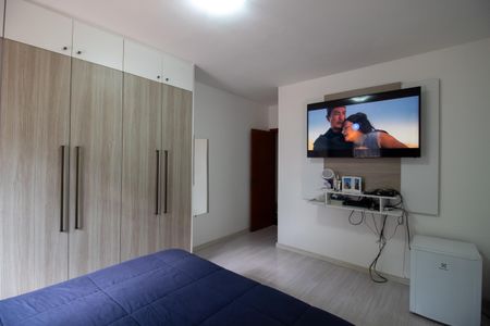 Casa à venda com 169m², 3 quartos e 2 vagas Casa à venda com 169m², 3 quartos e 2 vagasQuarto 2