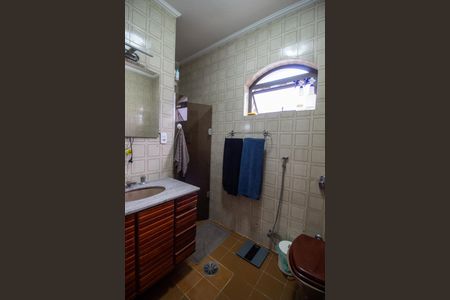 Casa à venda com 169m², 3 quartos e 2 vagas Casa à venda com 169m², 3 quartos e 2 vagasBanheiro