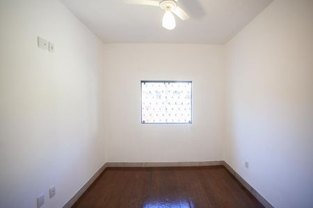 Casa para alugar com 450m², 2 quartos e 5 vagas Casa para alugar com 450m², 2 quartos e 5 vagasQuarto 2