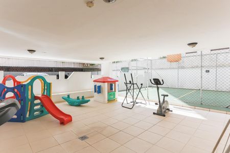 Apartamento à venda com 82m², 2 quartos e 1 vaga