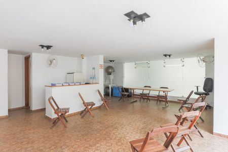 Apartamento à venda com 82m², 2 quartos e 1 vaga