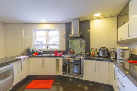 Casa à venda com 327m², 3 quartos e sem vagaCozinha