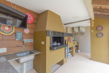 Casa à venda com 327m², 3 quartos e sem vagaÁrea externa/Churrasqueira