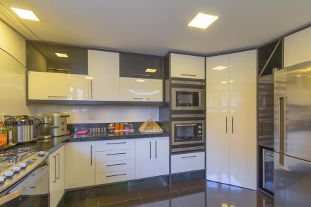 Casa à venda com 327m², 3 quartos e sem vagaCozinha